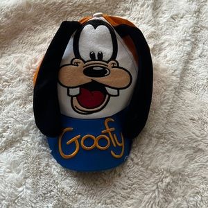 Disney Parks youth goofy hat.